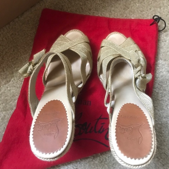 Red bottoms - Picture 6 of 6